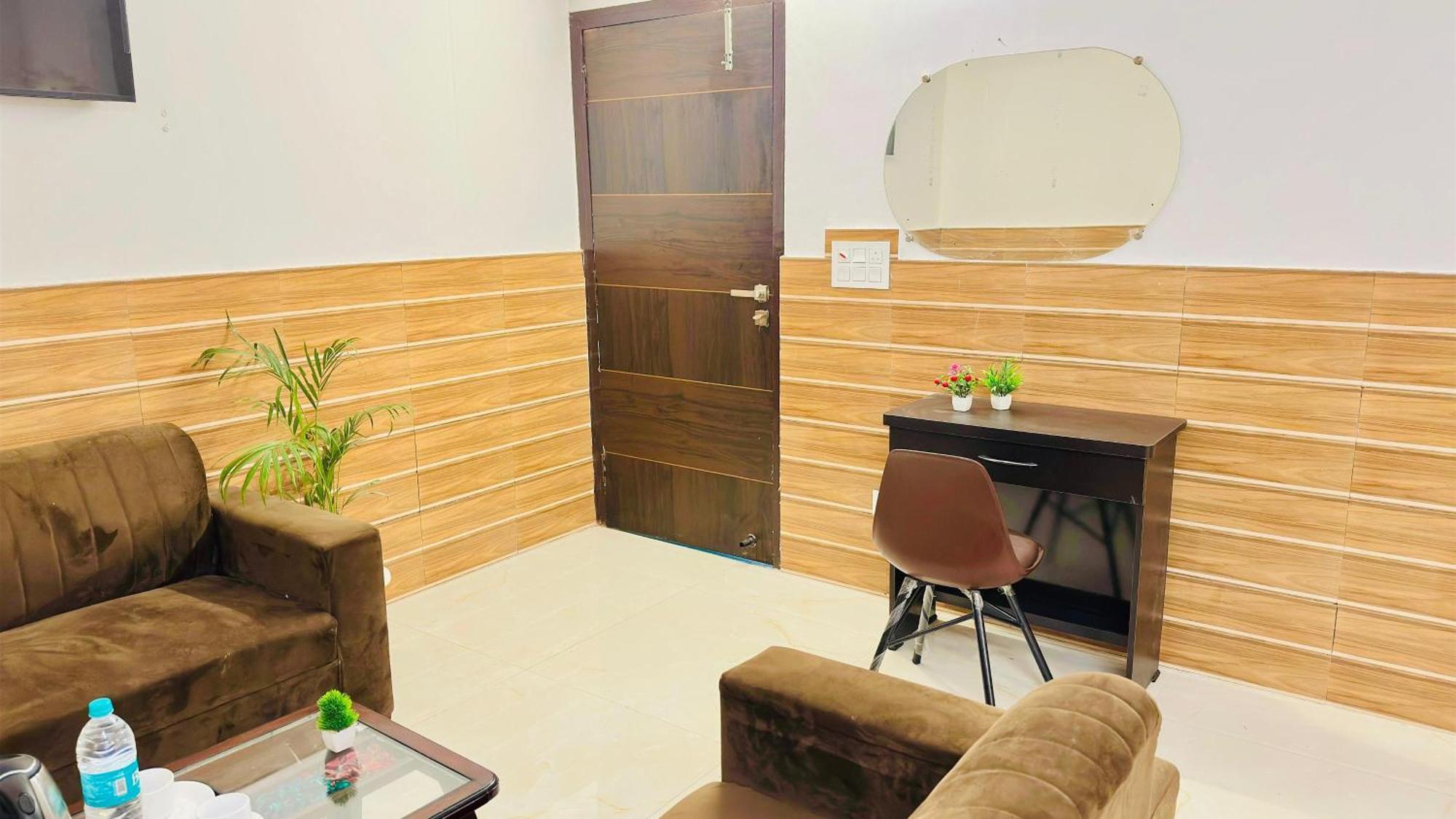 Dr White House - Noida Sector 18 Hotel Eksteriør billede